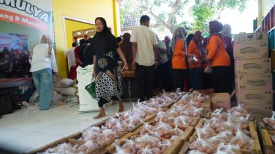 Pasar Murah Kendal Bantu Warga dan Penjualan Hasil Tani