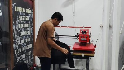 Pesanan Kaos HUT RI di Blora Turun hingga 50 Persen