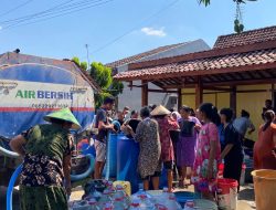 Lazismu Blora Salurkan 65 Tangki Air Bantu Warga Terdampak Kekeringan